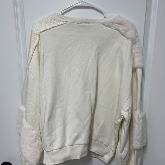 Sweater - Picture 2 of 2